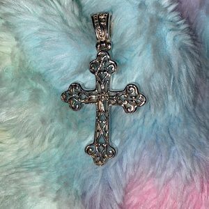 Vintage sterling silver cross 925